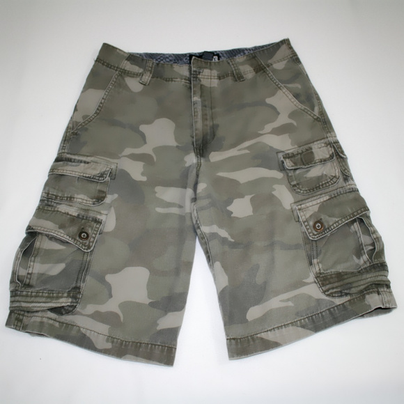 Ocean Pacific Camo Cargo Shorts Size 